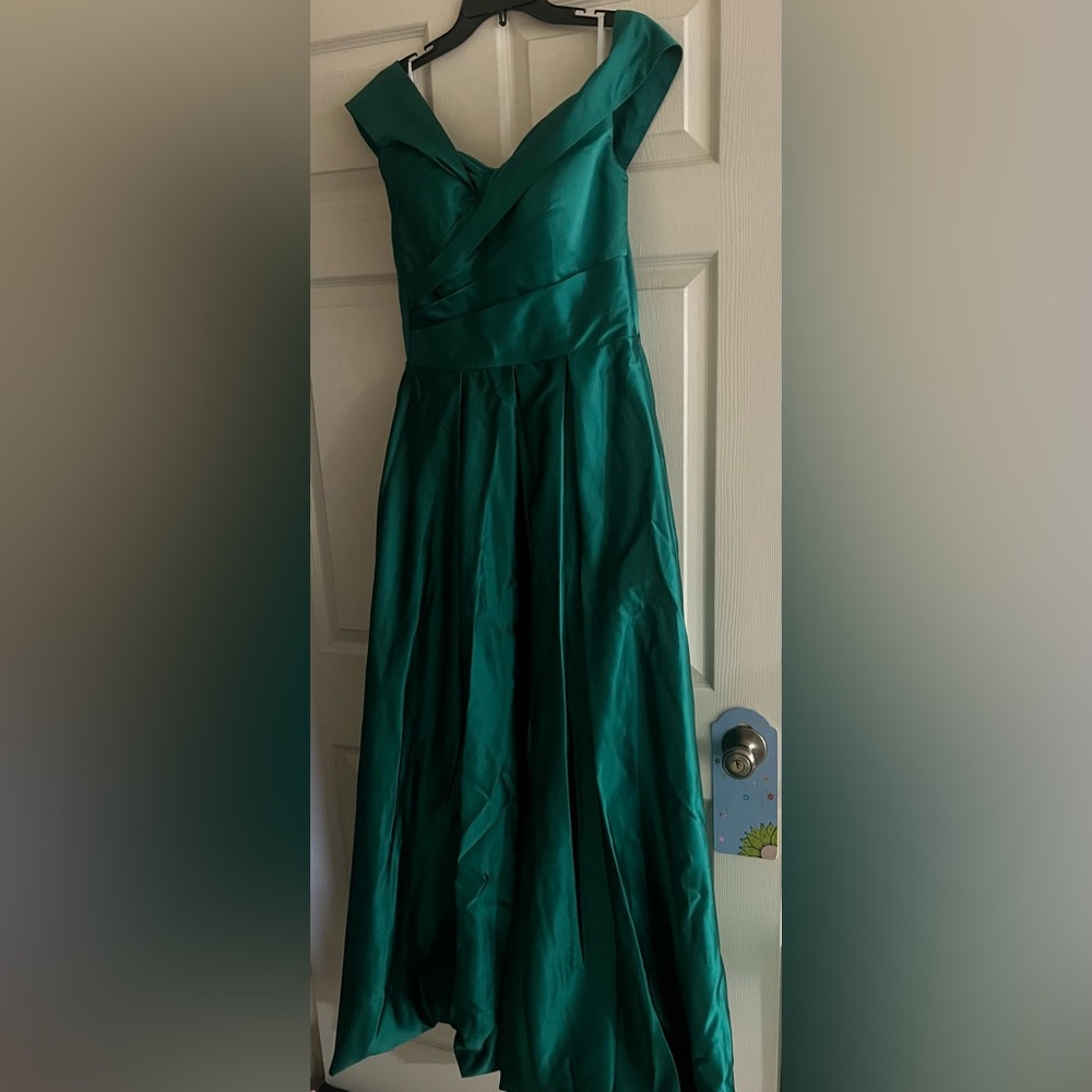 Elegant Green Dress